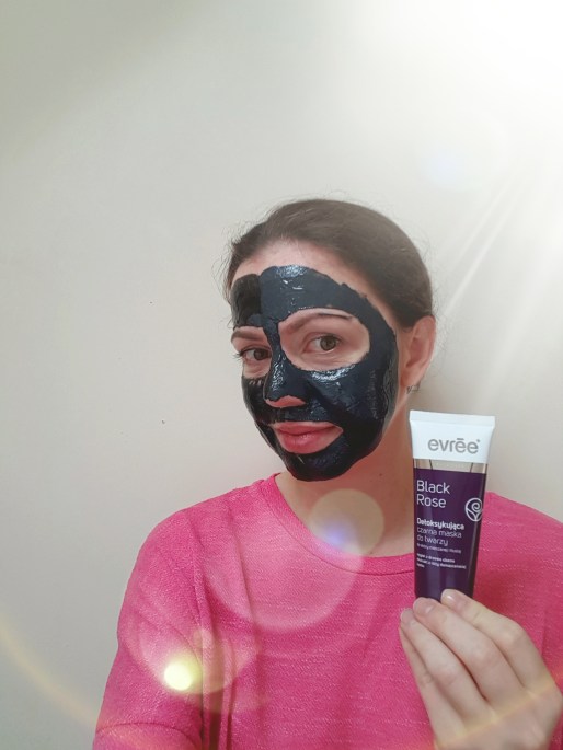 Evree Black Rose